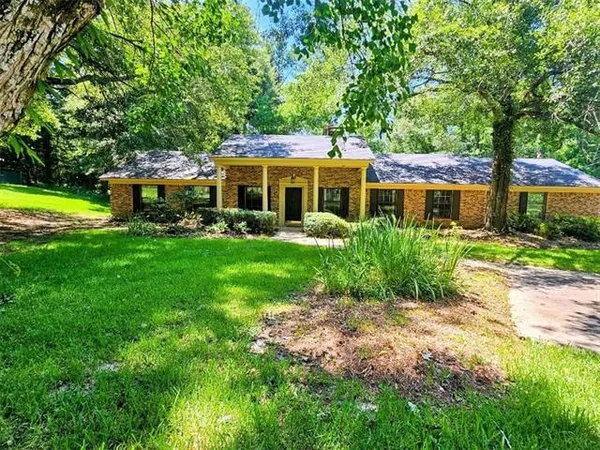 $185,000 | 5 Azalea Drive, Winnfield, LA 71483