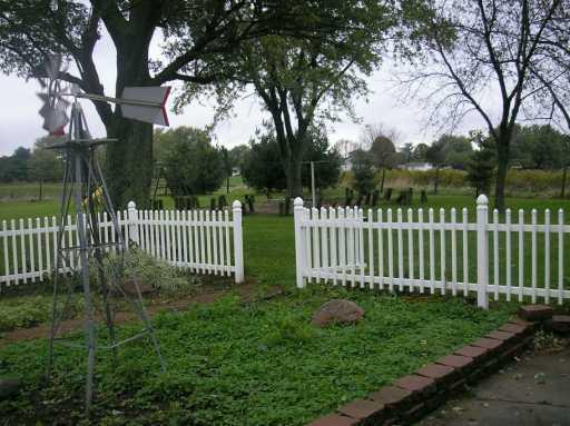 6005 Old Mechanicsburg Road Springfield, OH 45502 - Photo 3 of 8