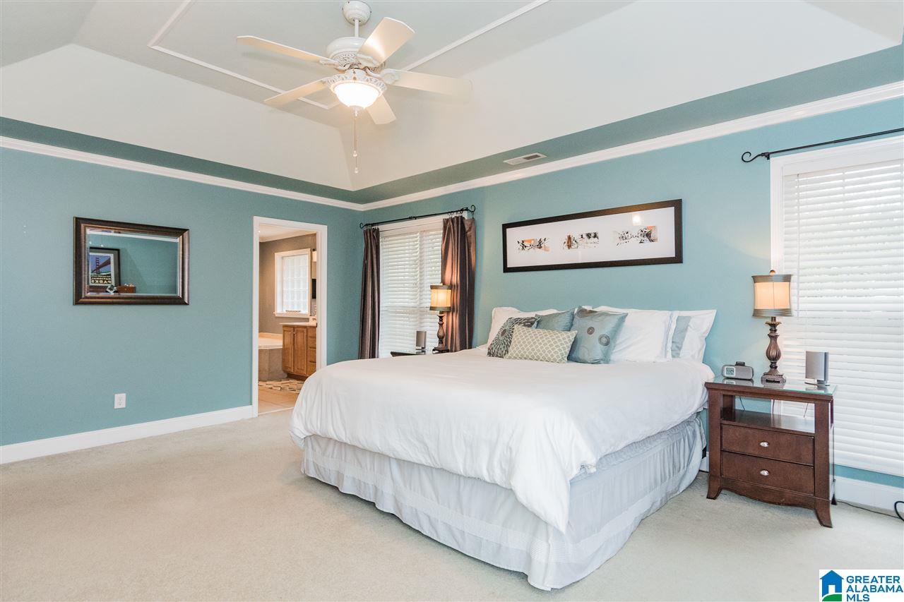 640 Meadow Ridge Drive Birmingham, AL 35242 - Photo 19 of 34