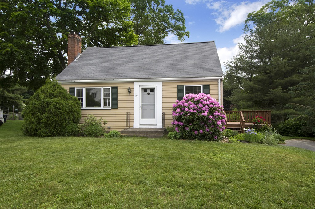 19 Gerard Road Norwell, MA 02061 - Photo 1 of 25