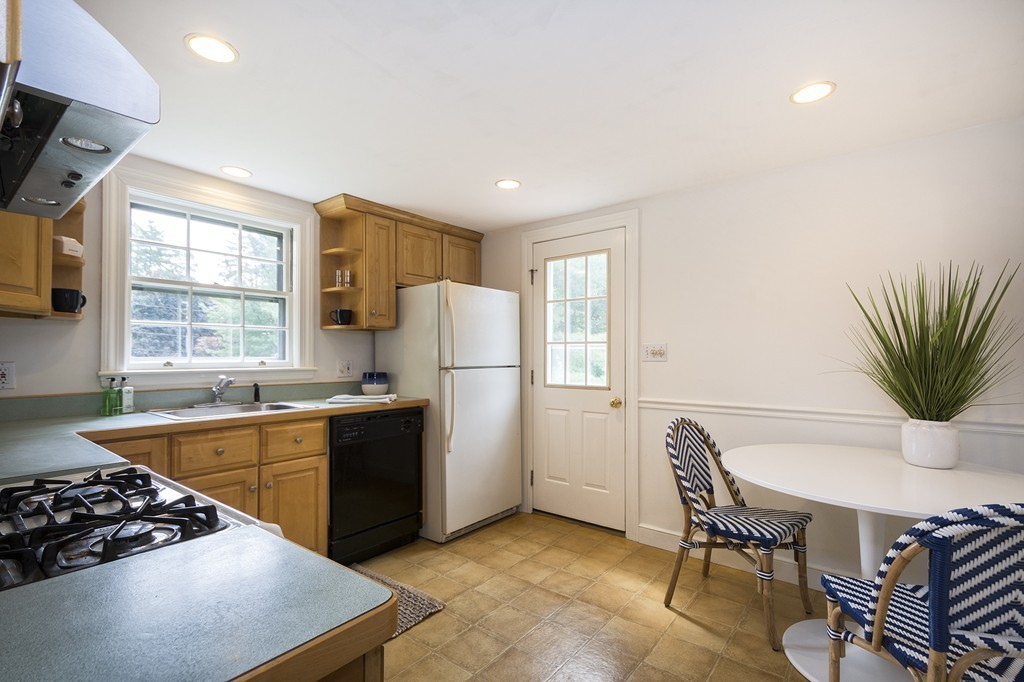 19 Gerard Road Norwell, MA 02061 - Photo 8 of 25