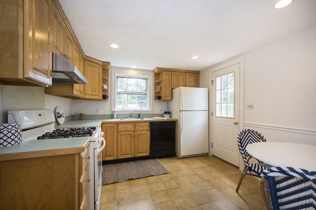 19 Gerard Road Norwell, MA 02061 - Photo 10 of 25