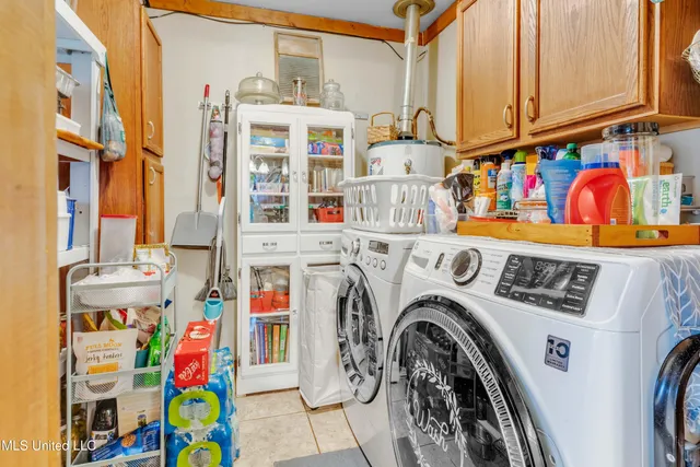 $550,000 | 6036 Mudline Road, Enid, MS 38927