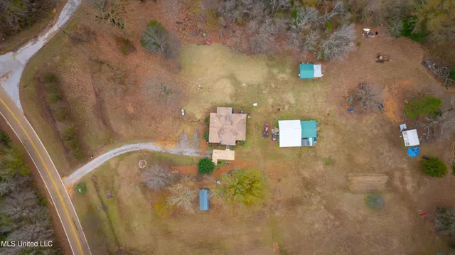 $550,000 | 6036 Mudline Road, Enid, MS 38927