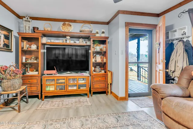 $550,000 | 6036 Mudline Road, Enid, MS 38927