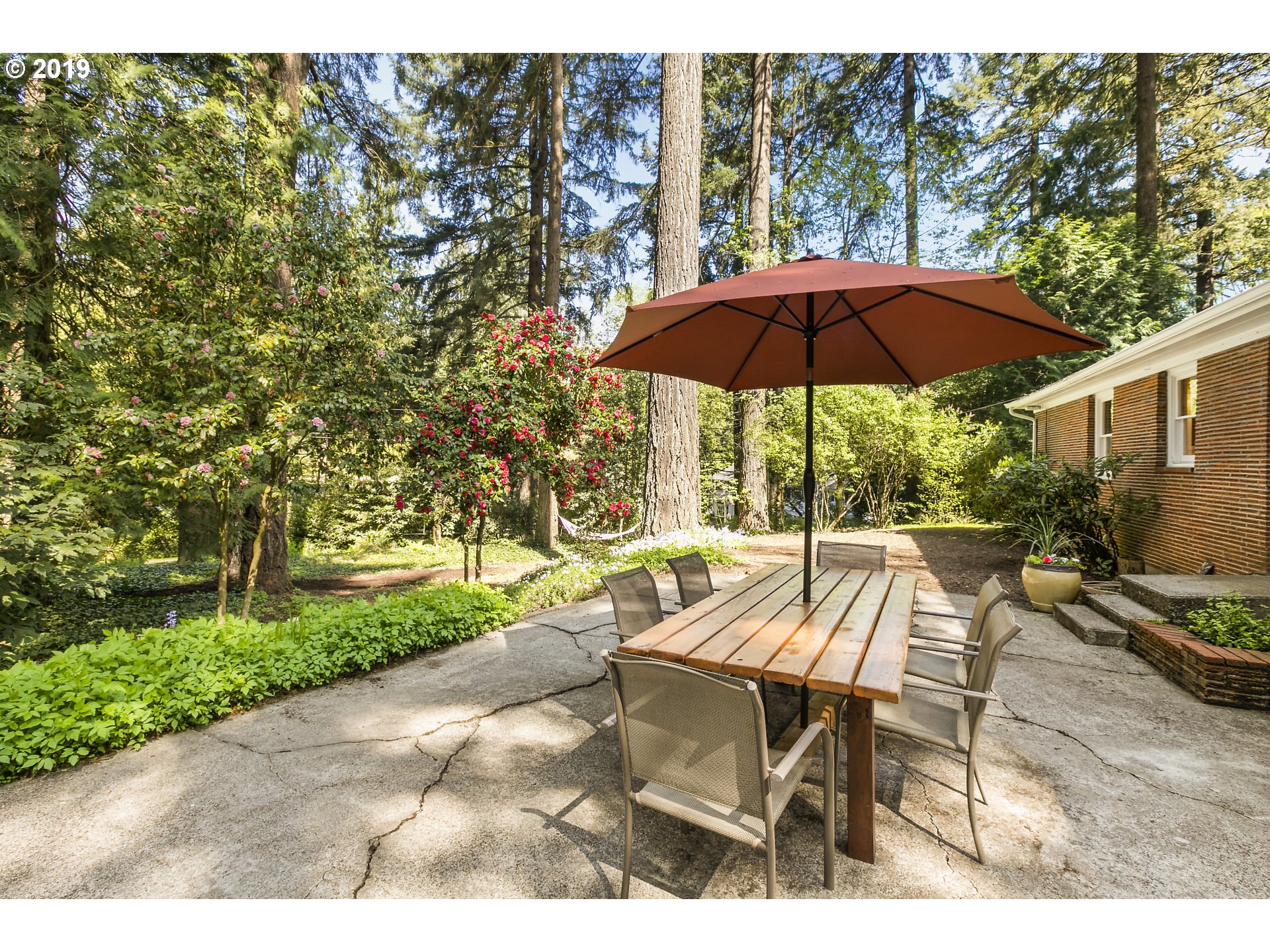 295 Southwest Birdshill Road Portland, OR 97219 - Photo 21 of 26 Patio