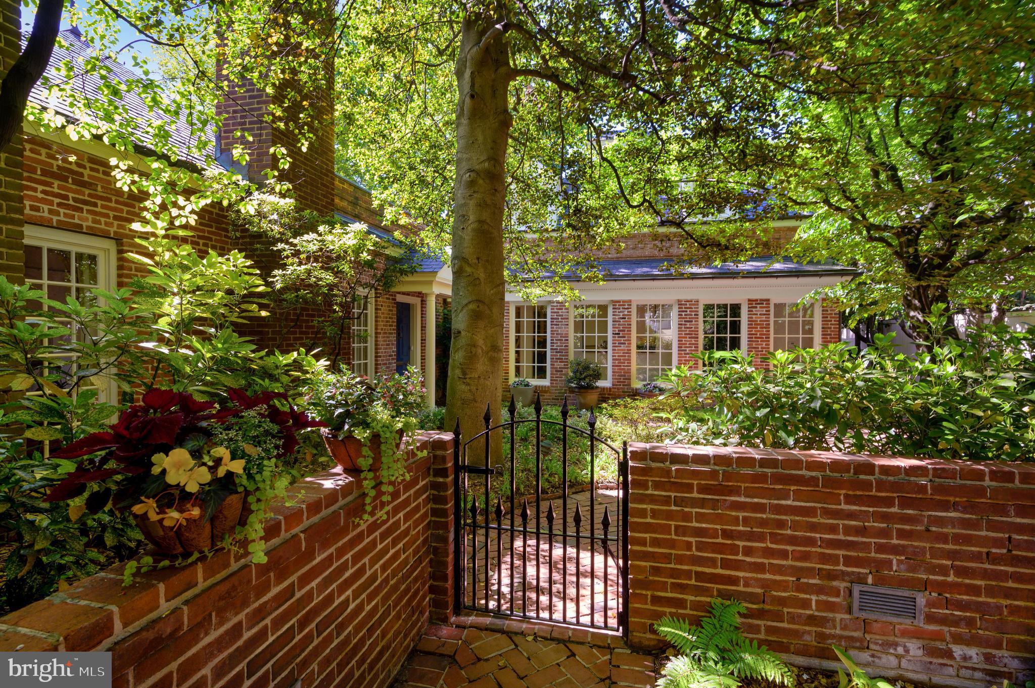 2750 Q Street Northwest Washington, DC 20007 - Photo 2 of 41 2750 Q Street, NW