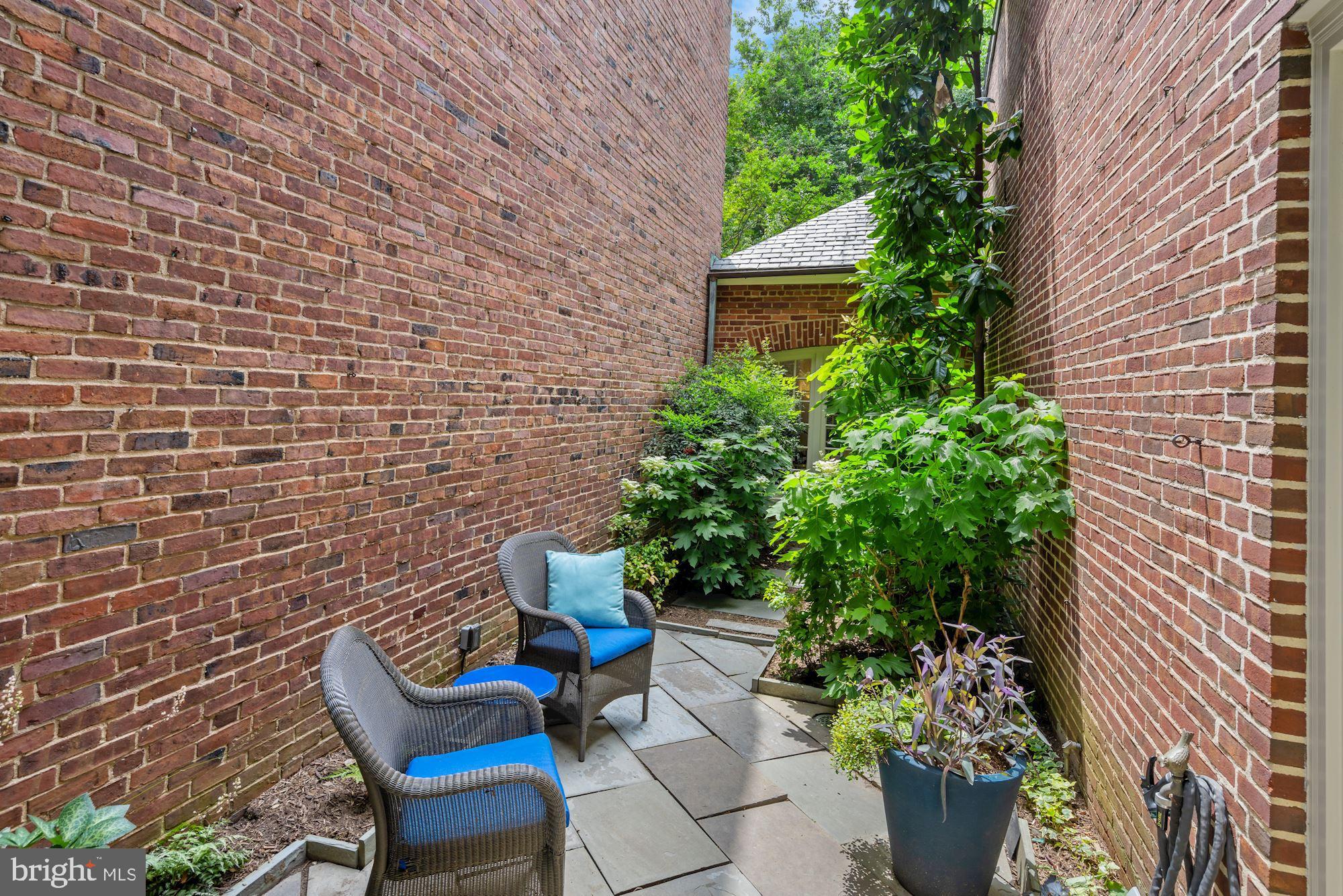 2750 Q Street Northwest Washington, DC 20007 - Photo 36 of 41 Terrace