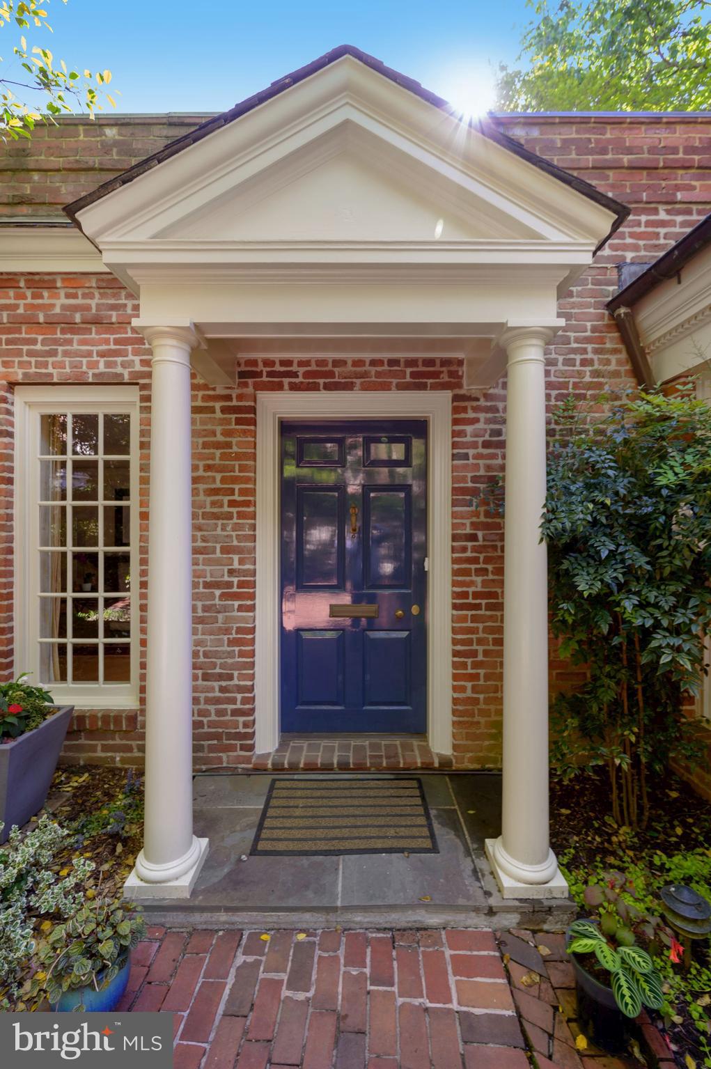 2750 Q Street Northwest Washington, DC 20007 - Photo 4 of 41 Entry