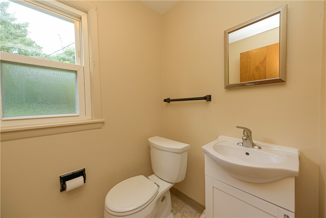 200 Colonial Drive Webster, NY 14580 - Photo 18 of 37