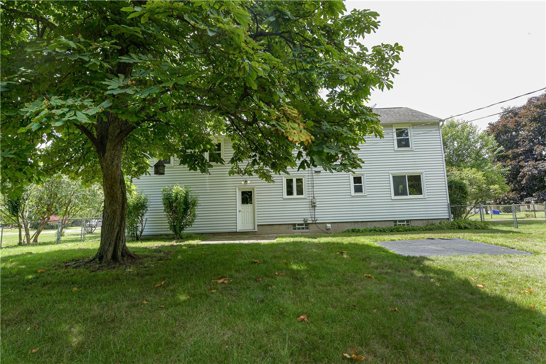 200 Colonial Drive Webster, NY 14580 - Photo 34 of 37