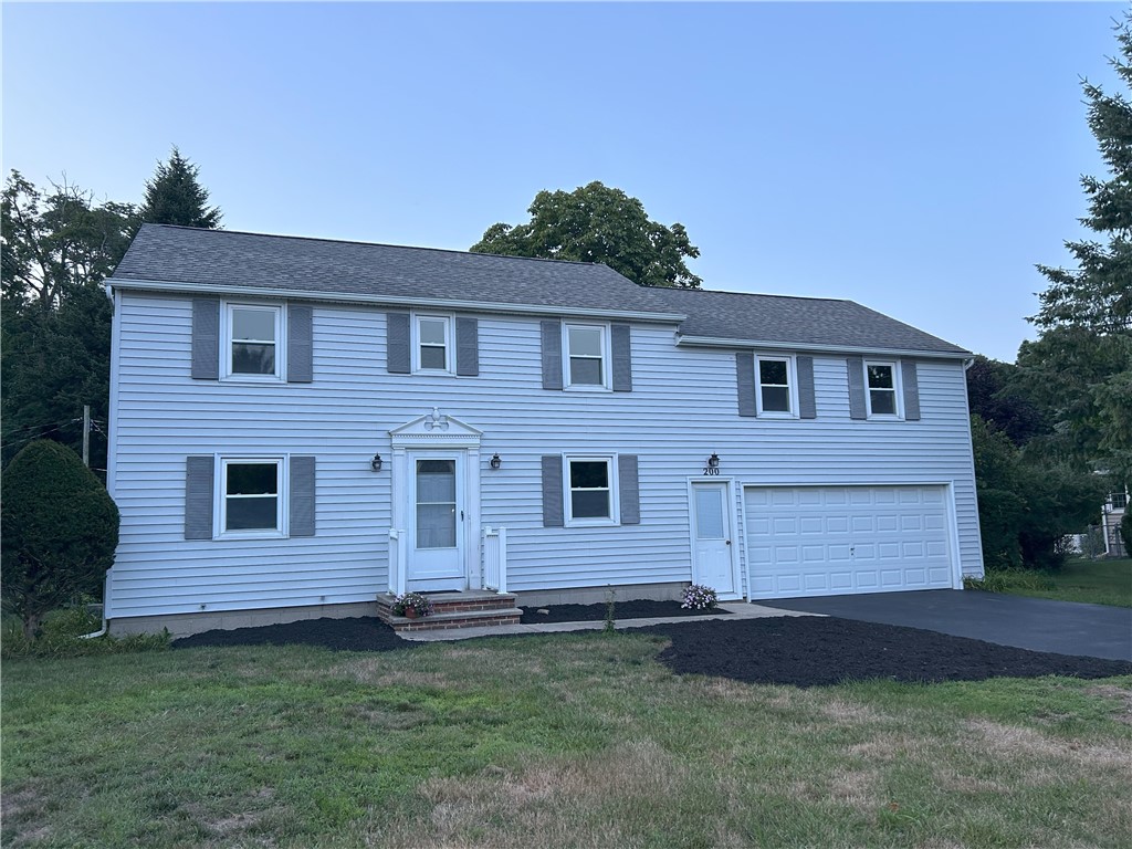 200 Colonial Drive Webster, NY 14580 - Photo 6 of 37