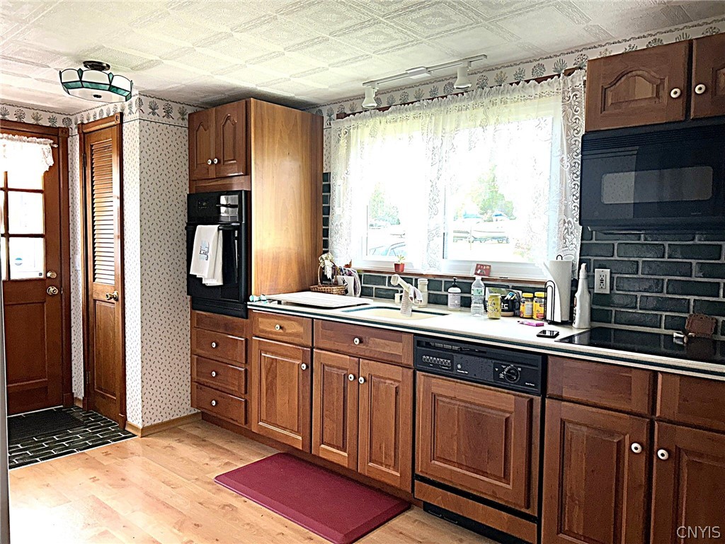 3680 County Rte 6 Morristown, NY 13646 - Photo 3 of 27