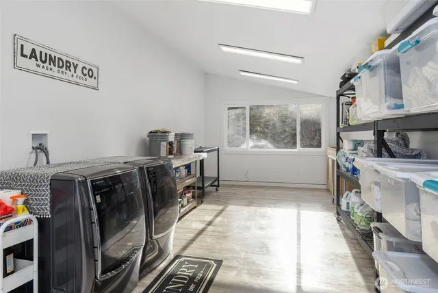 a view of utility room and utility room