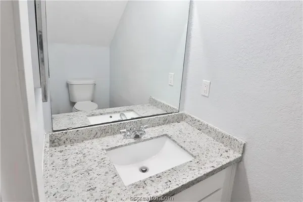 $143,900 | 1500 Olympia Way, Unit 21, College Station, TX 77840