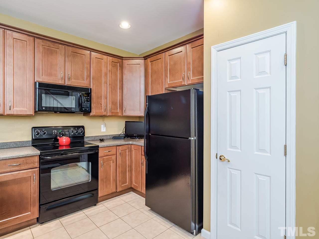 705 Swan Neck Lane Raleigh, NC 27615 - Photo 8 of 30 Gallery Image 8