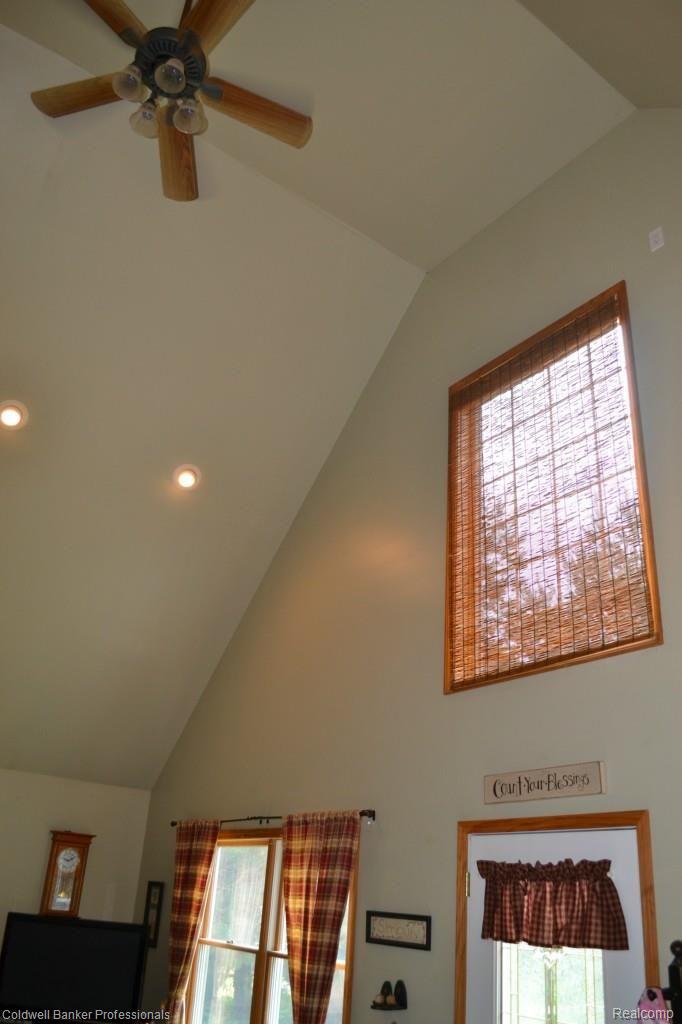 3754 Barnes Lake Road Columbiaville, MI 48421 - Photo 18 of 35 023.jpg