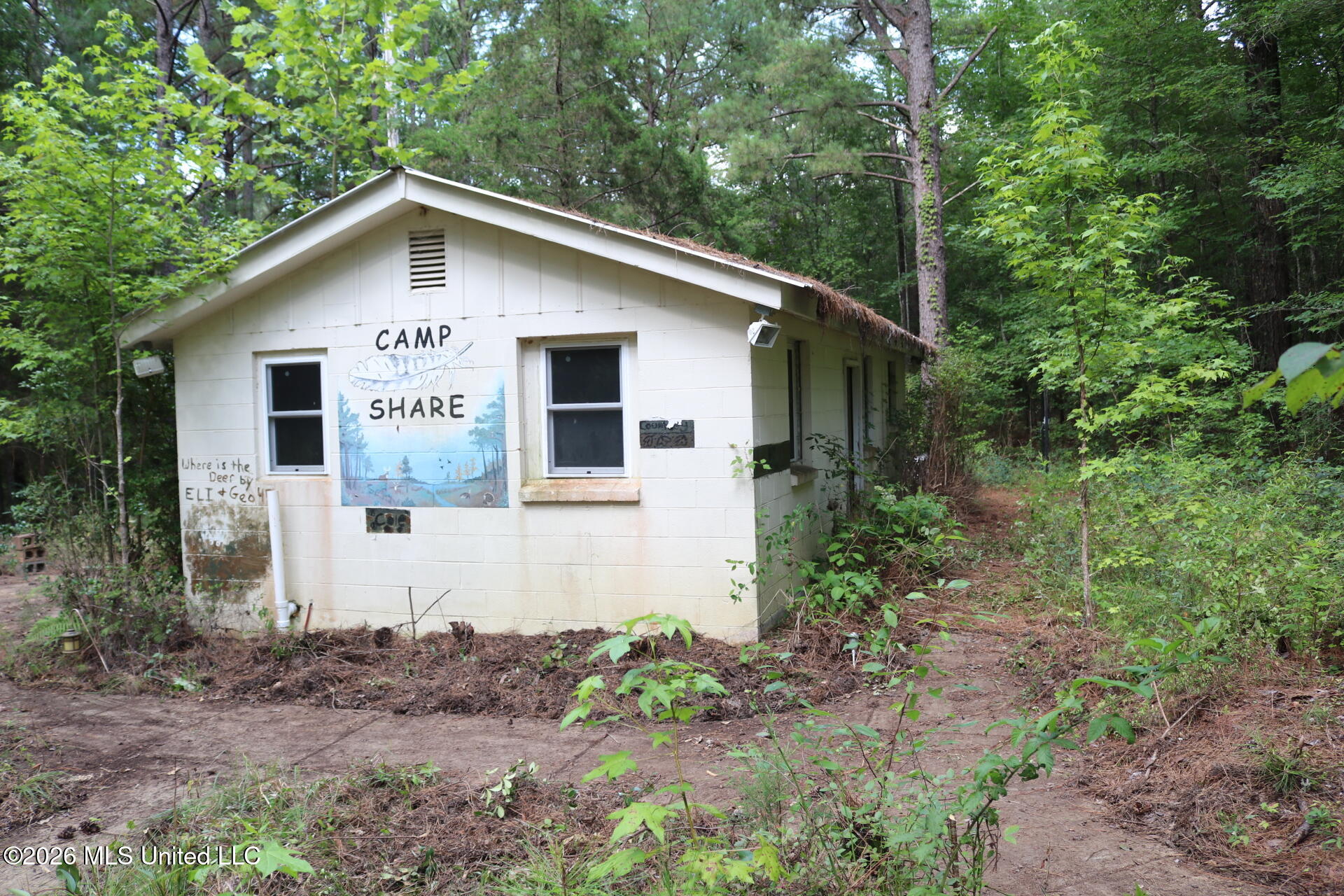 2026 Stump Bridge Road Camden, MS 39045 - Photo 2 of 18 IMG_5675