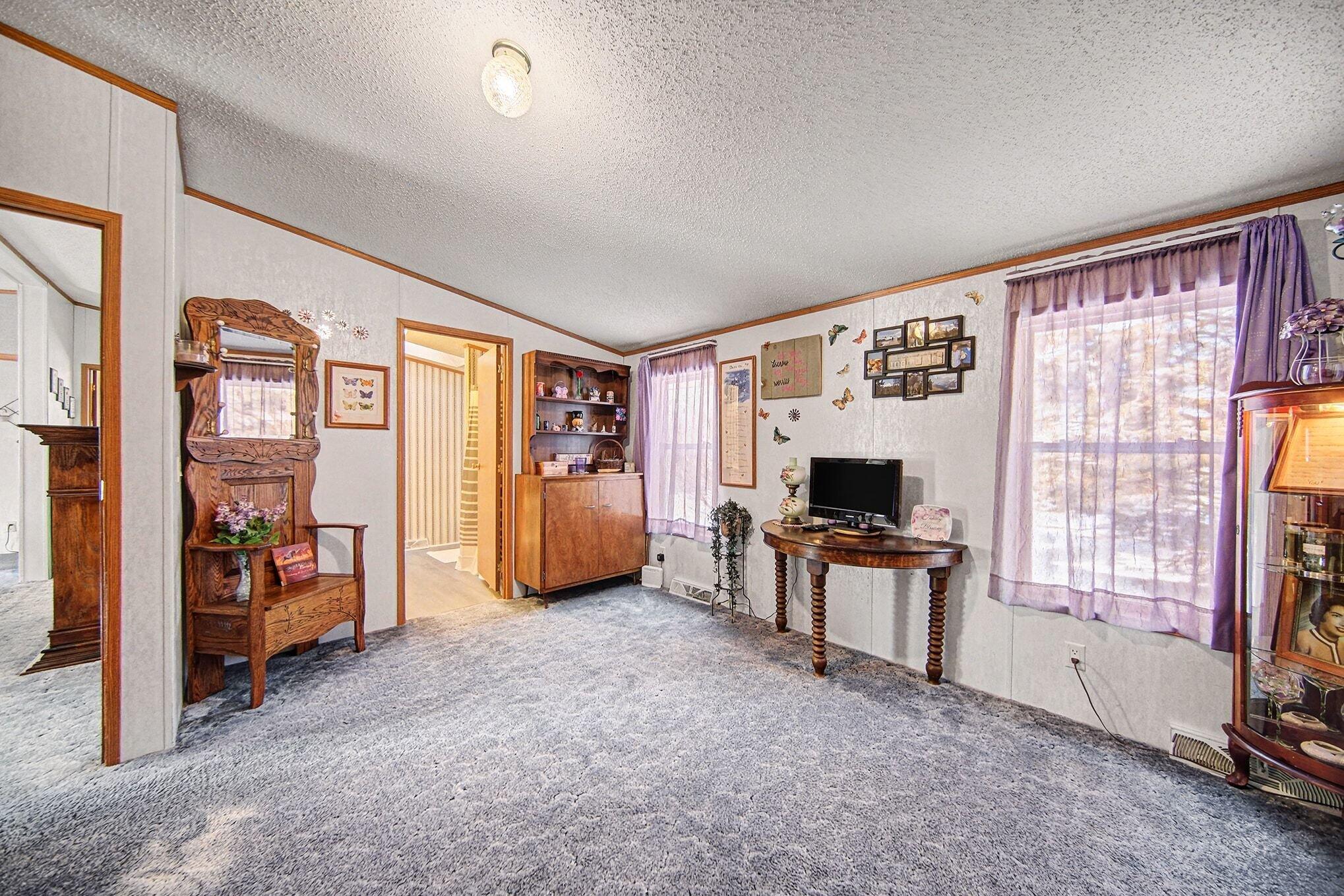 406 21st Street Jackson, MI 49203 - Photo 12 of 28 015_file_6337