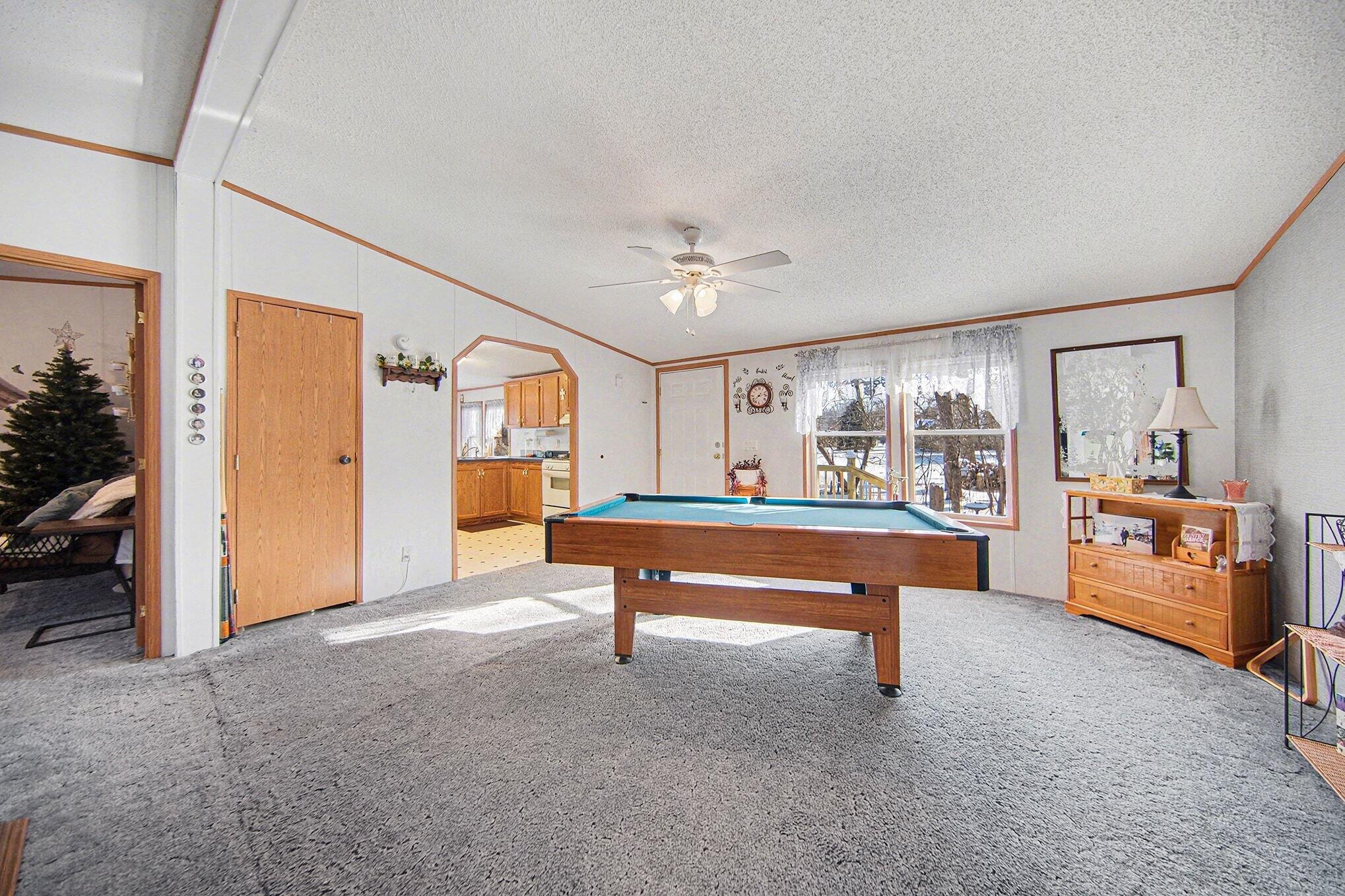 406 21st Street Jackson, MI 49203 - Photo 9 of 28 007_file_1495