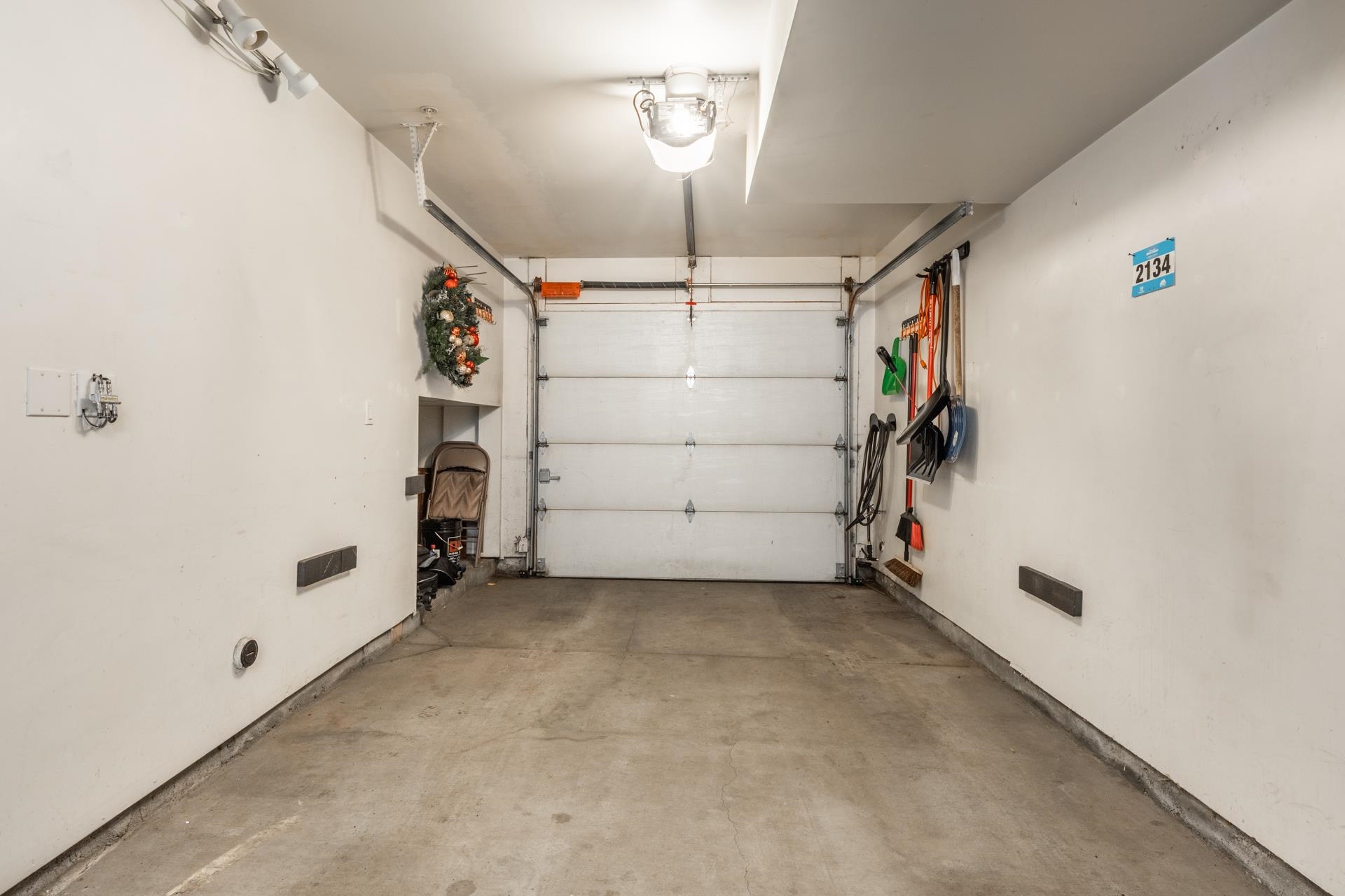 525 Manzanita Road, Unit 2 Mammoth Lakes, CA 93546 - Photo 24 of 28 View of garage