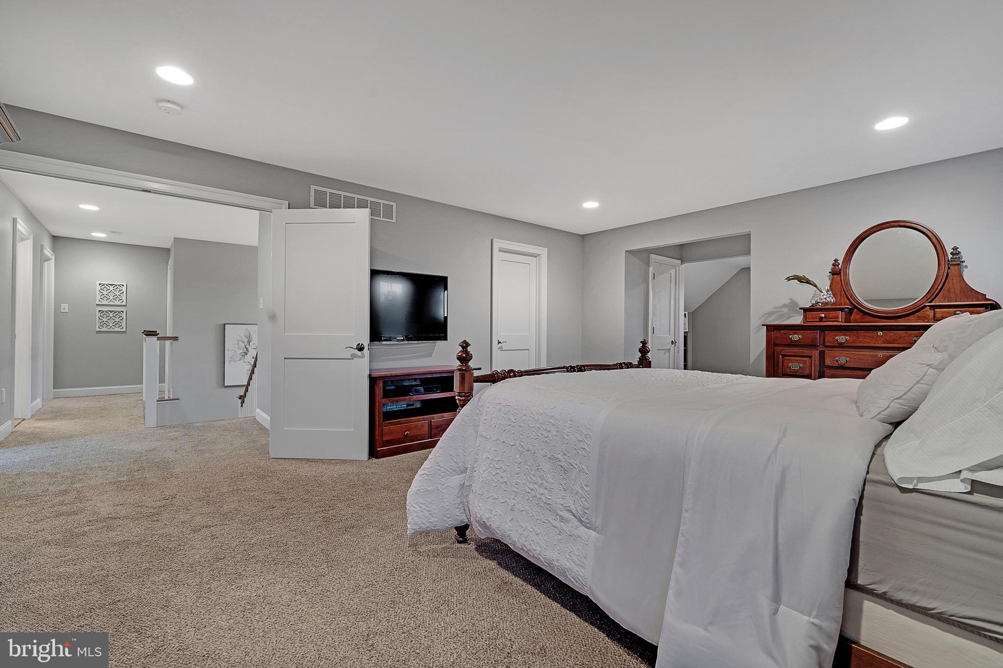5155 Durham Road Pipersville, PA 18947 - Photo 35 of 56 Gallery Image 35