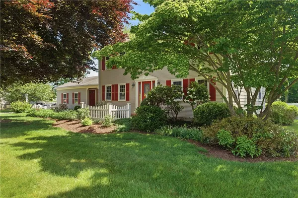 $675,000 | 2699 Diamond Hill Road, Cumberland, RI 02864
