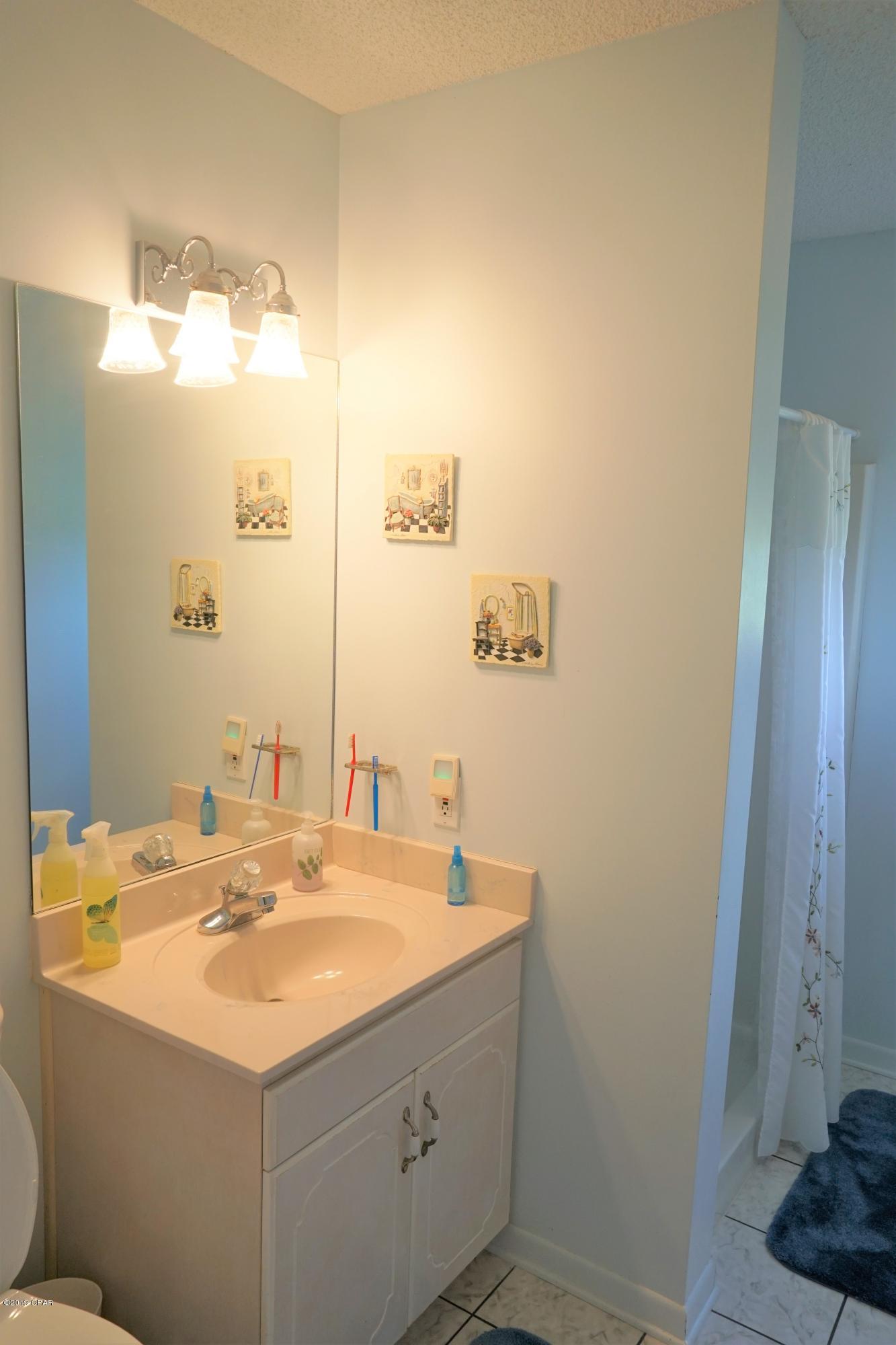 1494 Blount Road Grand Ridge, FL 32442 - Photo 50 of 51 Gallery Image 50