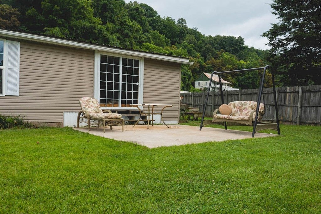 4543 Clarks Ferry Road Draper, VA 24324 - Photo 2 of 36 Gallery Image 2