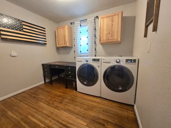 $205,000 | 300 East 2nd Avenue South, Cavalier, ND 58220