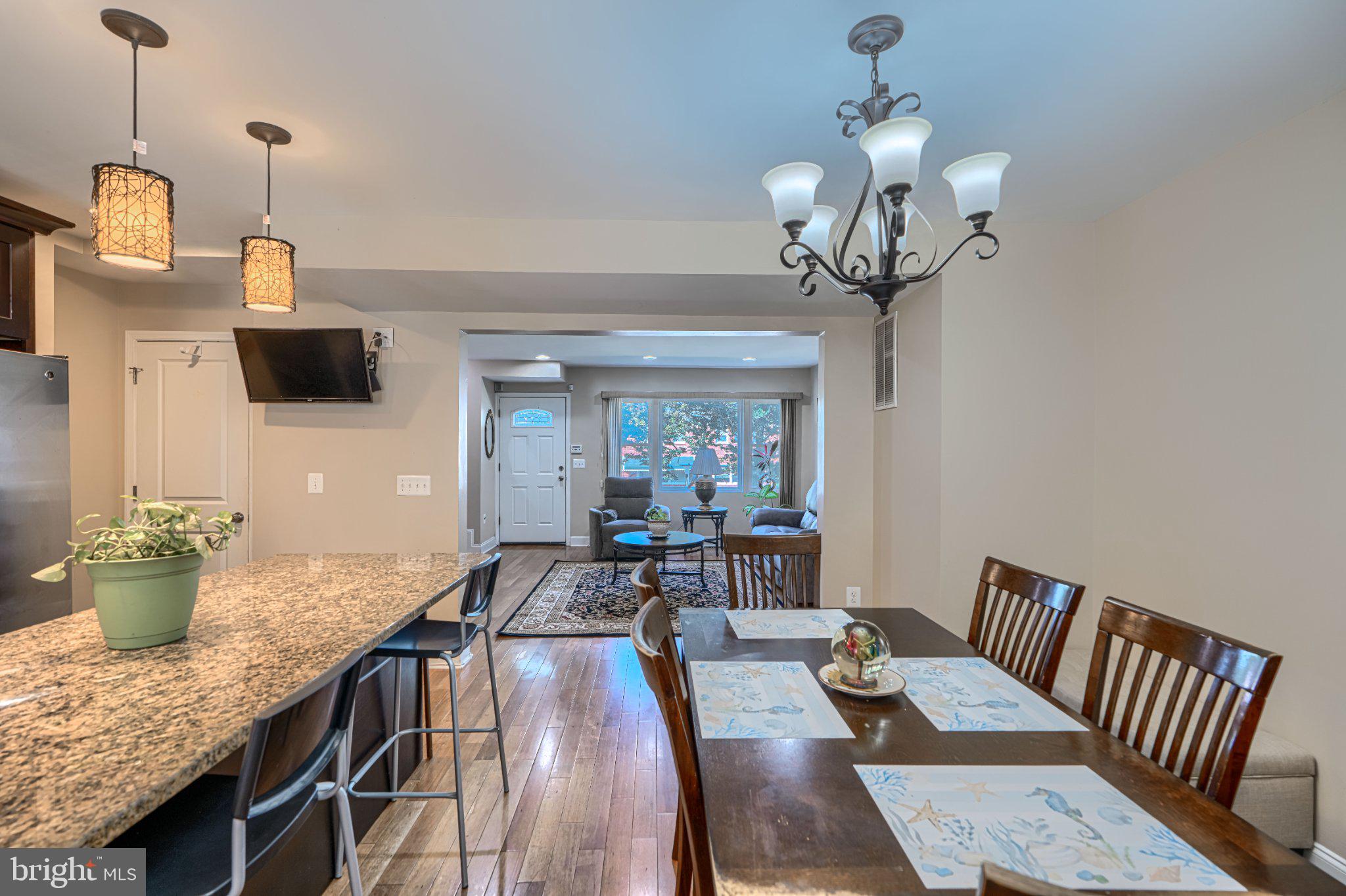 1639 Walterswood Road Baltimore, MD 21239 - Photo 15 of 49 Inviting open-concept dining space.