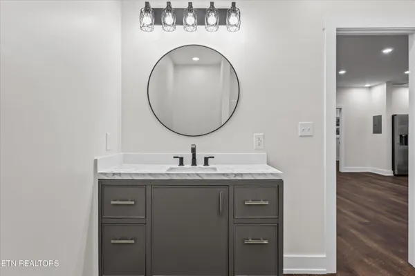 $589,000 | 136 Log Lane, Jacksboro, TN 37757