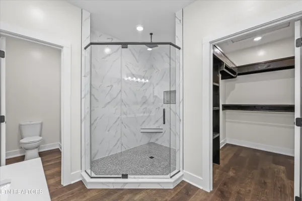 $589,000 | 136 Log Lane, Jacksboro, TN 37757