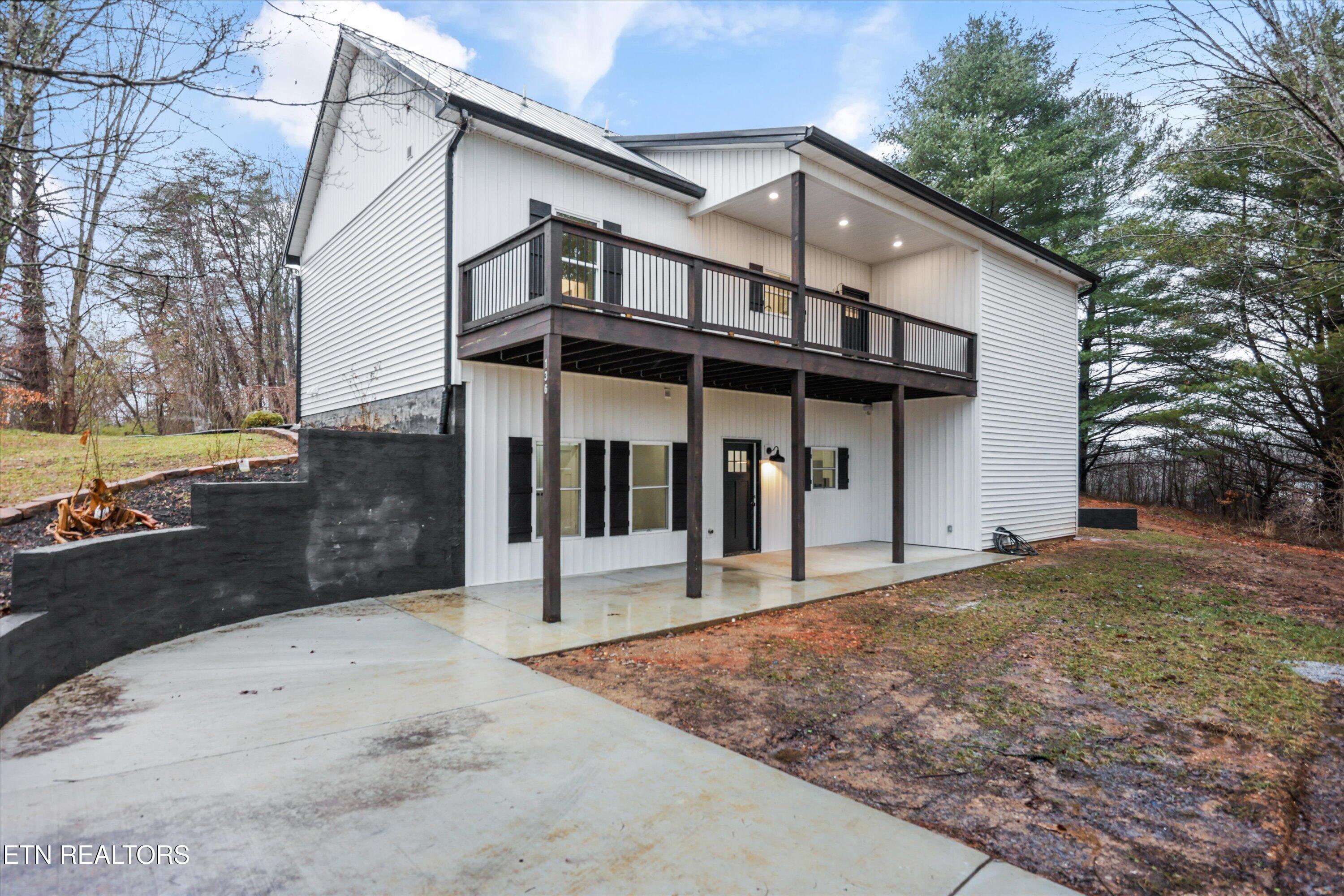 136 Log Lane Jacksboro, TN 37757 - Photo 7 of 7 43-136 Log Ln05