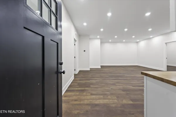 $589,000 | 136 Log Lane, Jacksboro, TN 37757