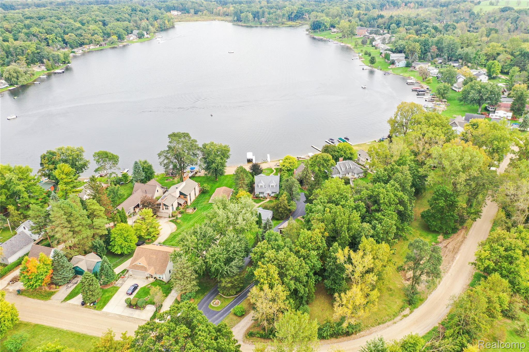 2653 Rubbins Road Howell, MI 48843 - Photo 49 of 59 Drone8.jpg