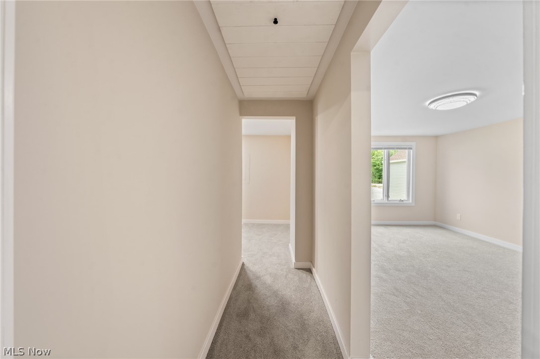 1617 Graham Road Stow, OH 44224 - Photo 29 of 49 Corridor featuring carpet flooring