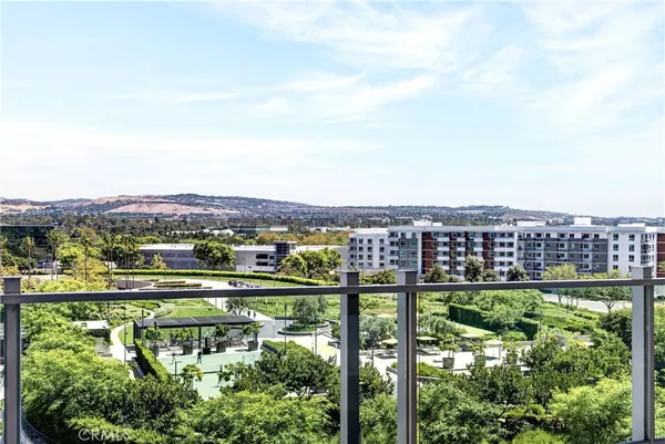 $1,130,000 | 3141 Michelson Drive, Unit 805, Irvine, CA 92612