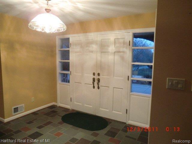 23835 Drake Road Farmington, MI 48335 - Photo 7 of 24 Laundry