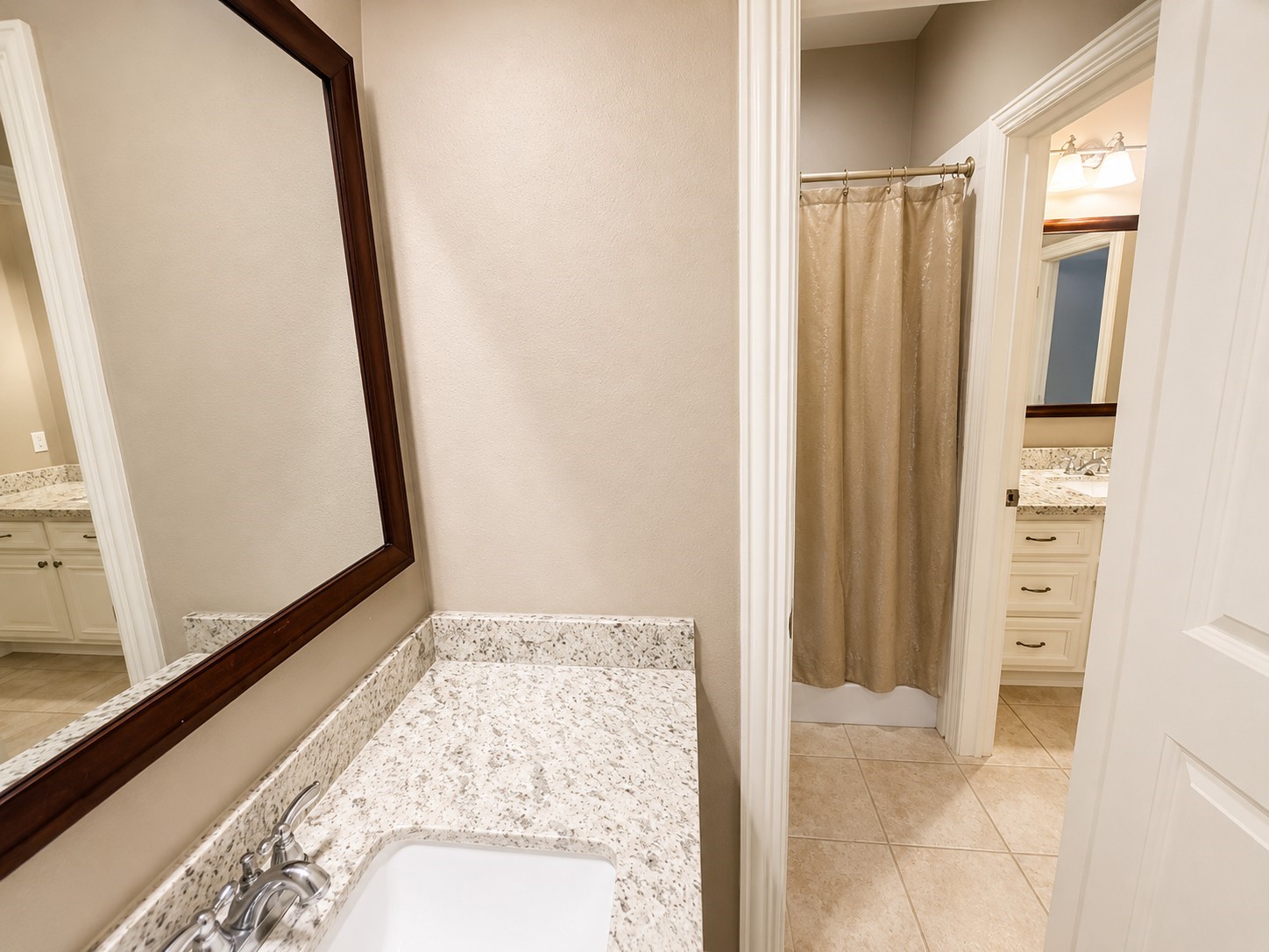 16310 Cochet Spring Drive Spring, TX 77379 - Photo 22 of 26 Jack and Jill Bathroom