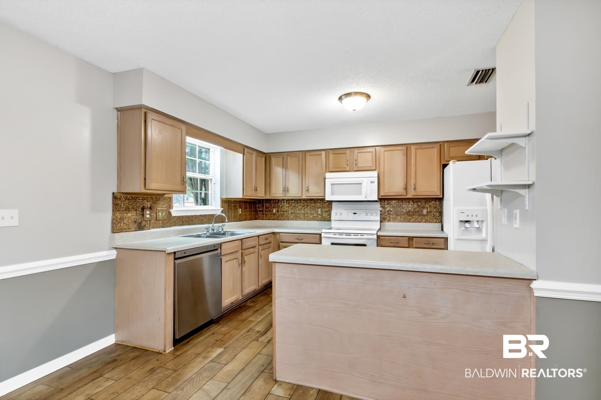 33784 Zuzu Lane Lillian, AL 36549 - Photo 11 of 34