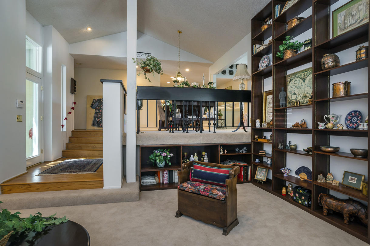 1132 Manitou Road Santa Barbara, CA 93101 - Photo 2 of 23 LR-Dining