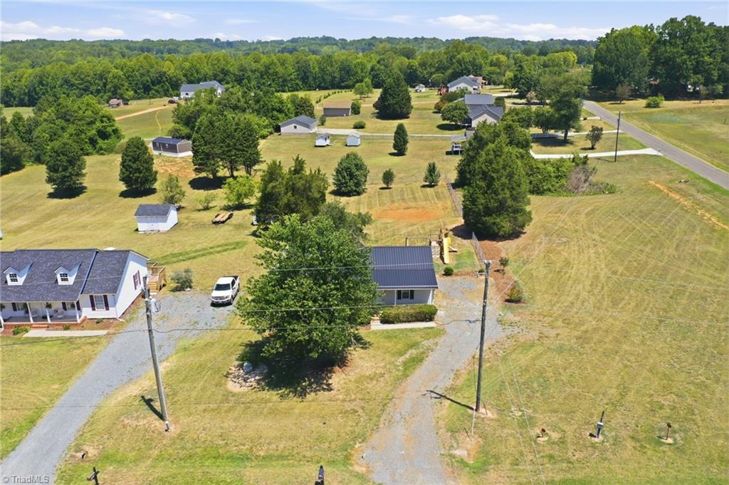 1502 Gibbs Road Reidsville, NC 27320 - Photo 30 of 36