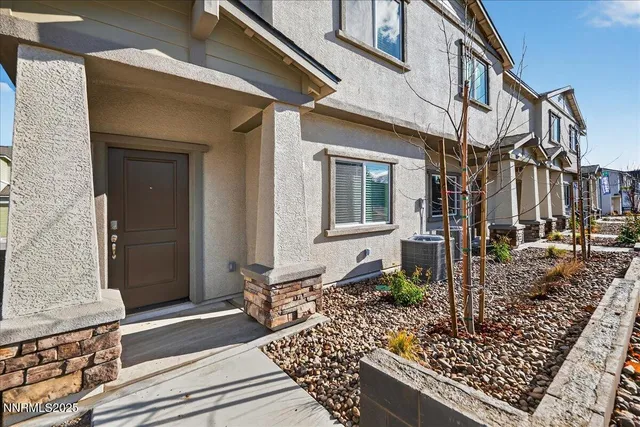 $2,850 | 1629 Icelandic Way, Reno, NV 89523