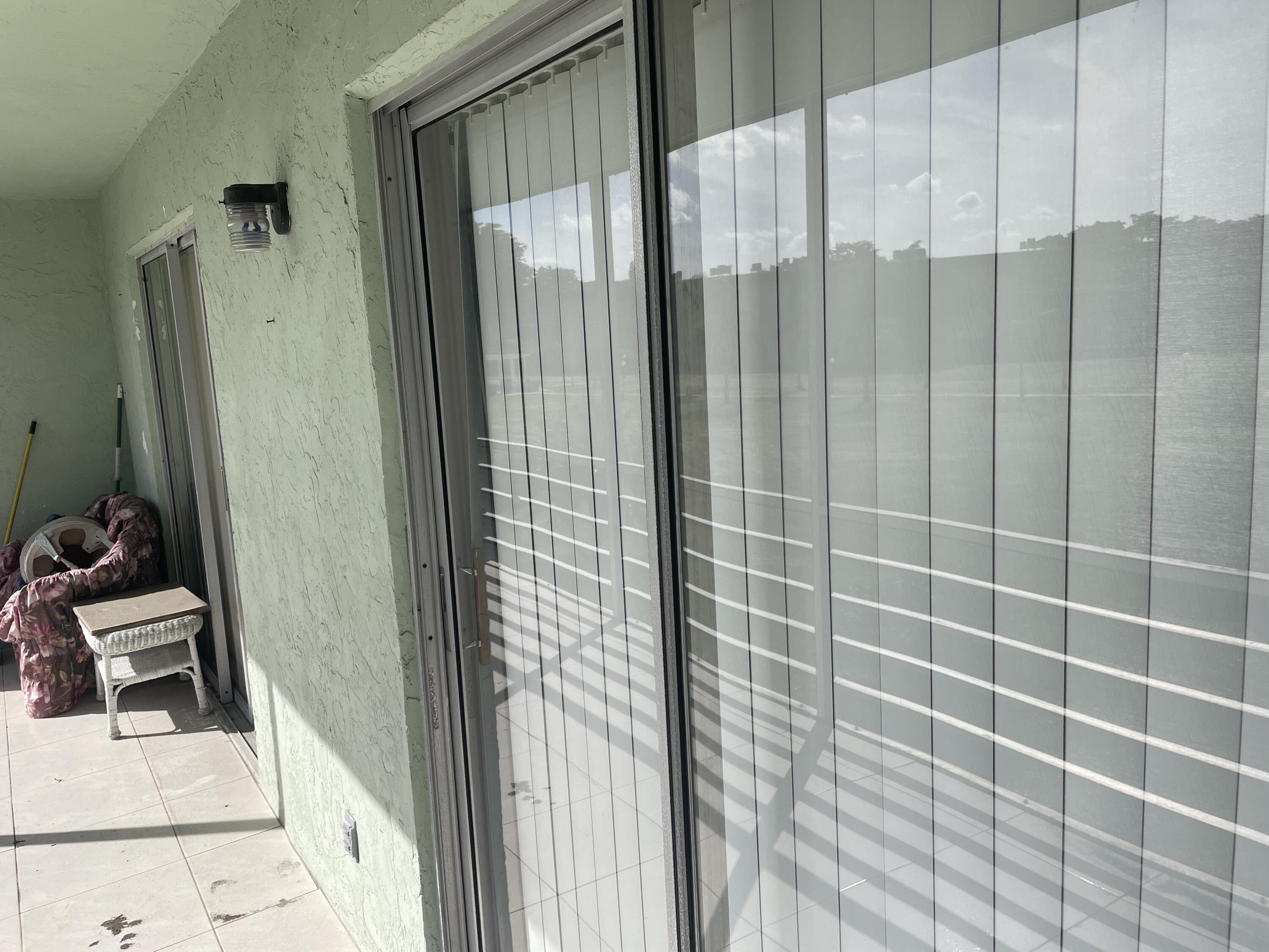 3300 Springdale Boulevard, Unit 201 Palm Springs, FL 33461 - Photo 8 of 49 a bathroom with a bathtub