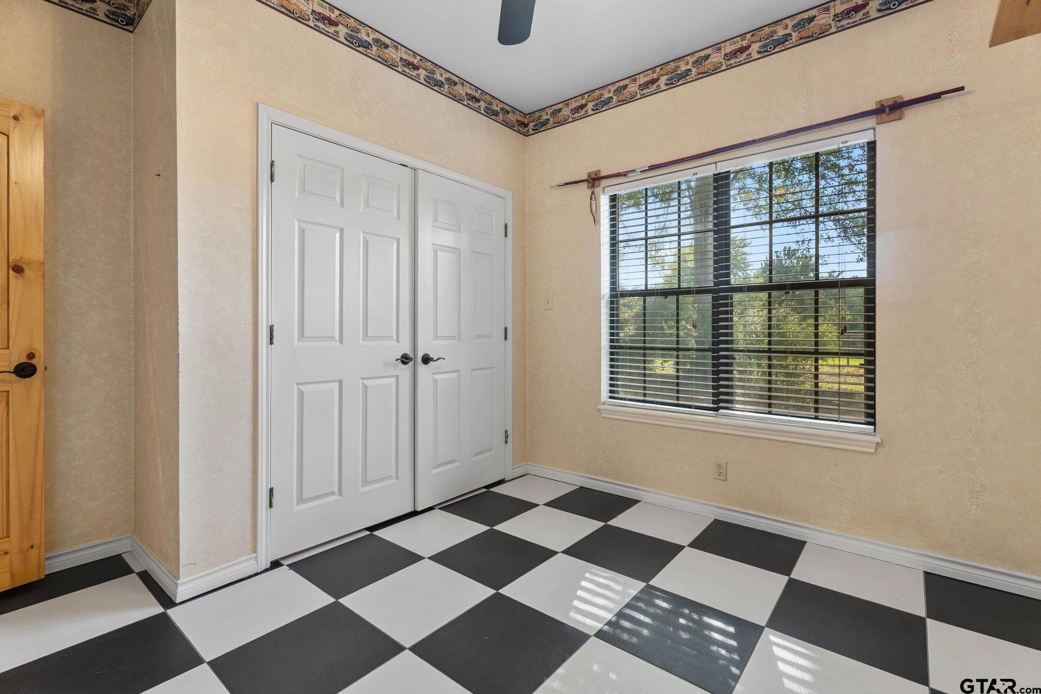 12450 County Road 420 Tyler, TX 75704 - Photo 32 of 48 a view of a room with windows