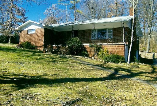 103 Lawrence Lane Oak Ridge, TN 37830 - Photo 1 of 1 Primary Photo