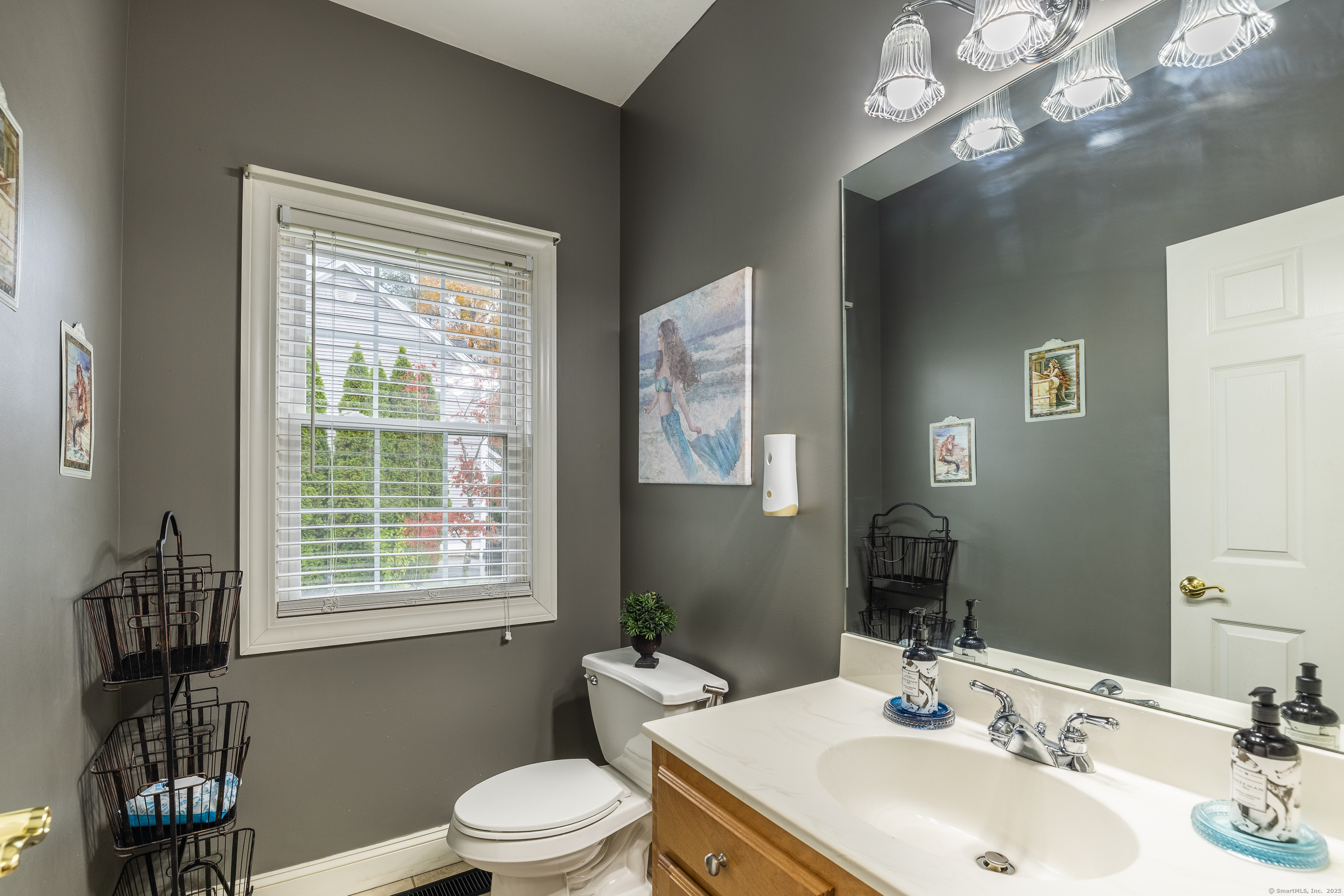 22 Brookfield Road Seymour, CT 06483 - Photo 13 of 40