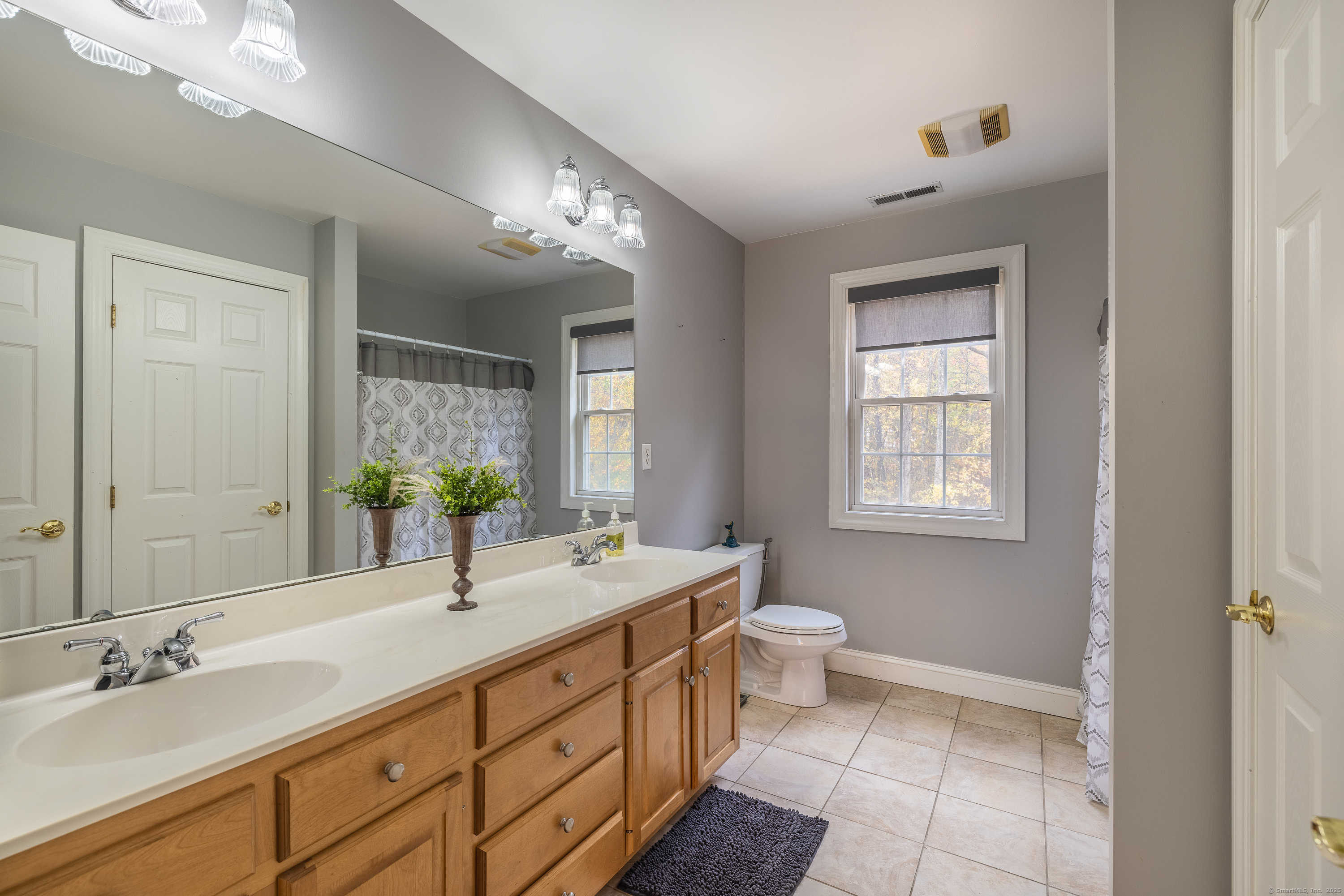 22 Brookfield Road Seymour, CT 06483 - Photo 25 of 40