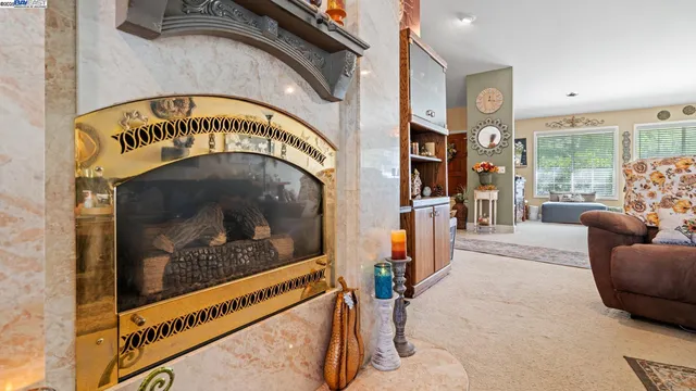 a view of an entryway with a floor to ceiling window